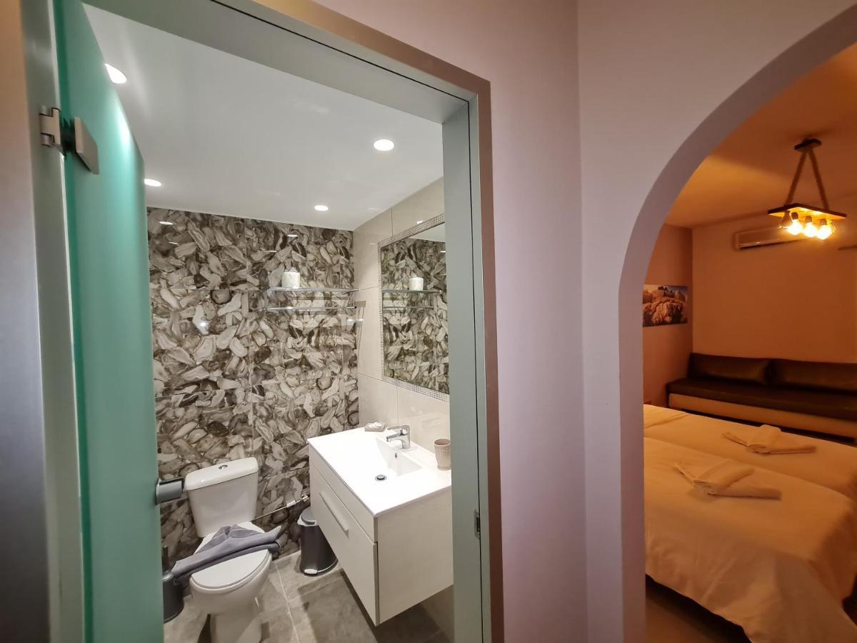 Dioni Hotel อาเดเลียโนส กัมโปส ภายนอก รูปภาพ